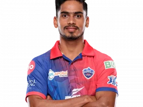 Pravin Dubey - Bowler