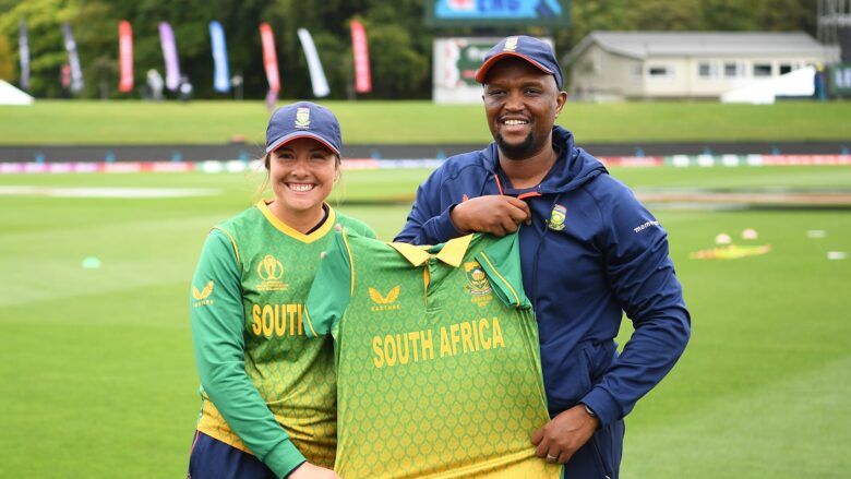 Shock Exit: SA Women's Cricket Coach Quits Before T20 World Cup